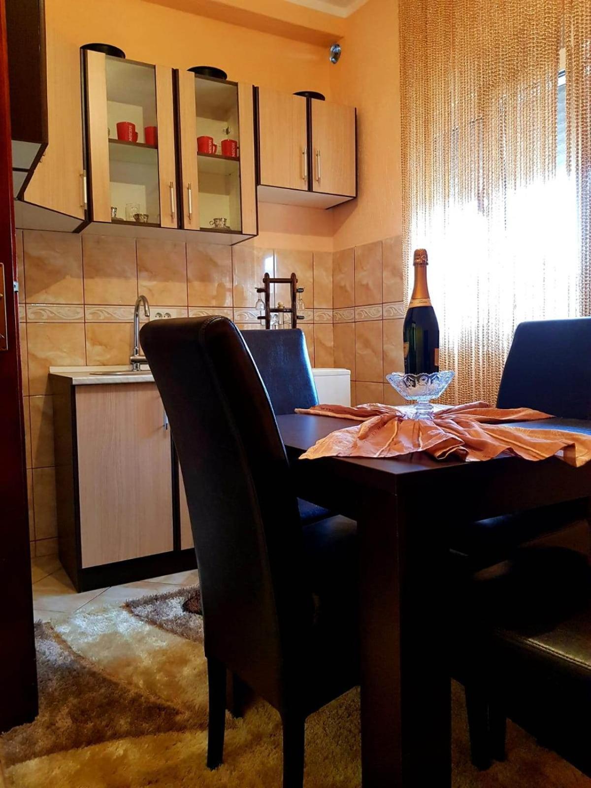 Apollon Home Apartments バール エクステリア 写真